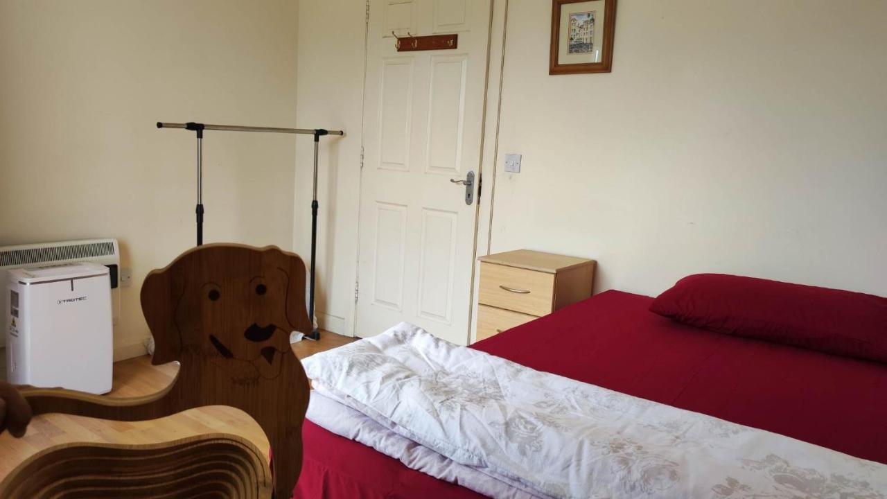 Budget-Friendly Self-Serve Lodging Galway Eksteriør billede