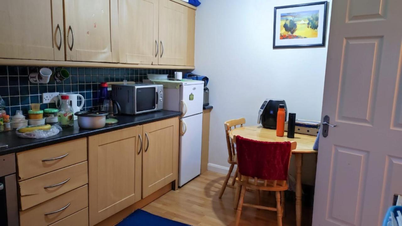 Budget-Friendly Self-Serve Lodging Galway Eksteriør billede
